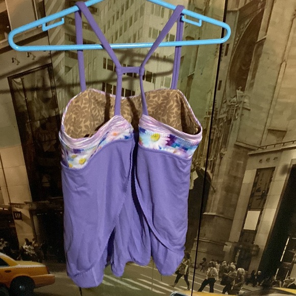 EUC woman’s size 4 (Ivivva by Lululemon) tank - Picture 2 of 6
